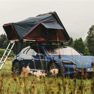 Field Trip Roof top tent