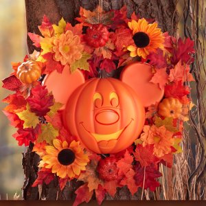 Disney Store Roleplay & select Halloween Sale