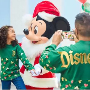 Disney Store Holiday Must-Haves