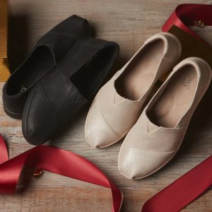 TOMS Sitewide Sale