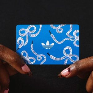 Gift card @adidas