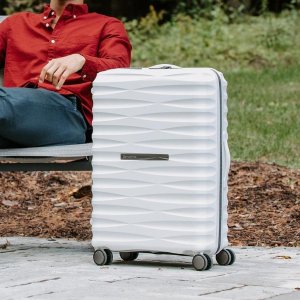 Samsonite Voltage DLX Luggage Sale